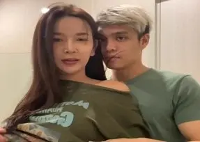 Ảnh thumbnail video Lộ clip sex hot girl Mỹ Mai cùng bạn trai khi đi du lịch con chó cái hot girl Mỹ Mai bị bf đụ lúc đi chơi lồn thâm nước dâm tràn ra ướt hết khăn trải giường
