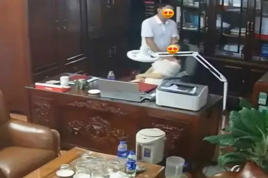 Ảnh thumbnail video Phim sex thầy hiệu trưởng Hải Hậu tỉnh Ninh Bình