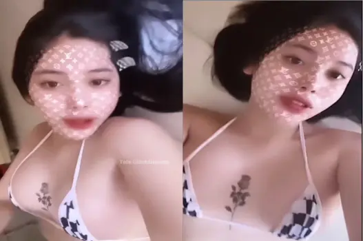 Ảnh thumbnail video Cô gái xinh đẹp làm chủ mọi tư thế yêu